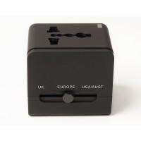Universal travel power adapter PowerPlant with USB 220V 6A (DV00DV5067)