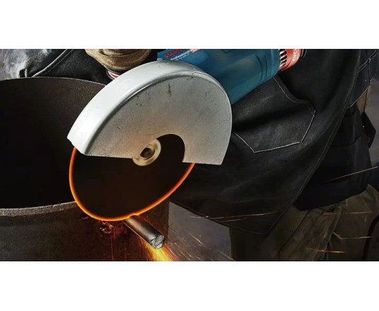 Шліфмашина кутова Bosch Professional GWS 24-230 JZ 230мм 2400Вт 6500об/хв 5.8кг плавн. пуск із системою захисту від пилу Cyclone Tech