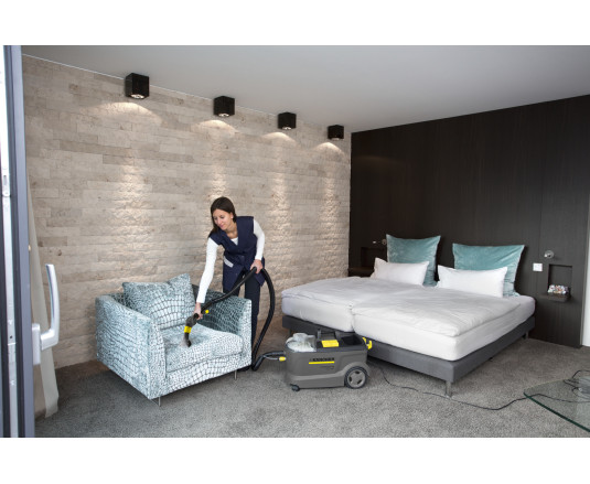 Пылесос профессиональный моющий Karcher Puzzi 10/1, 1250Вт, 254мБар, контейнер 10/9л, 10.5кг